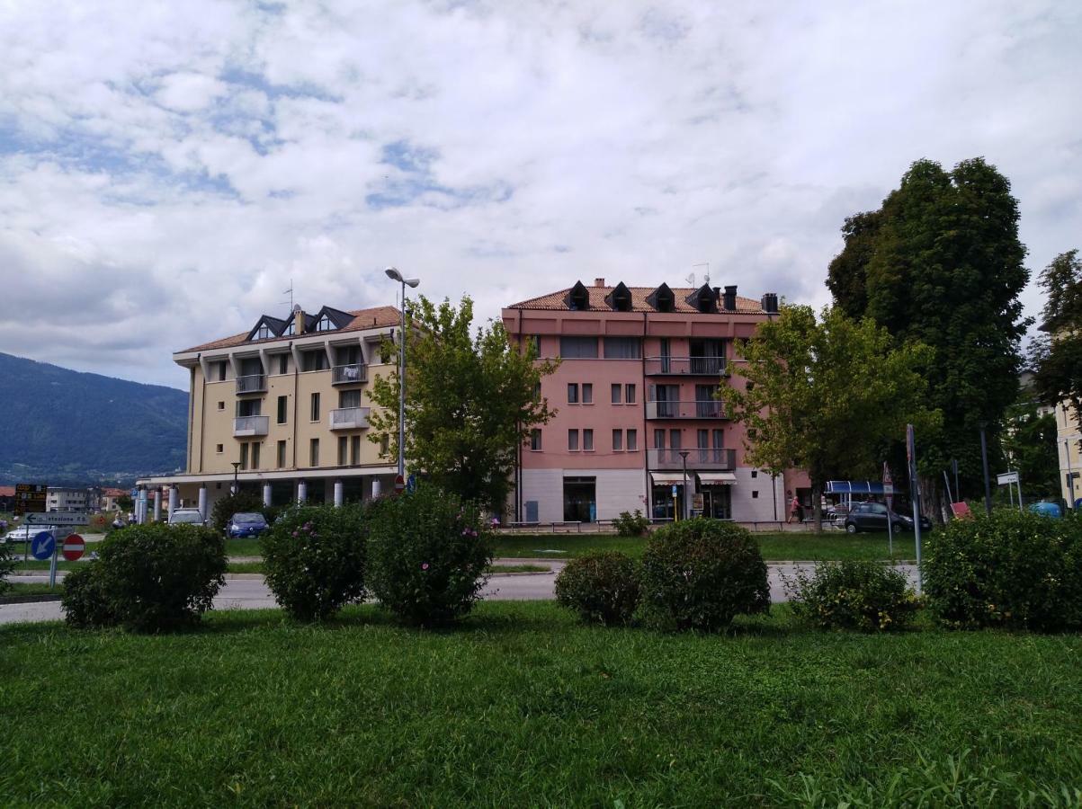 Great Apartament In Feltre Exterior foto